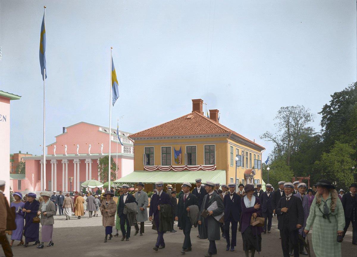 Lisebergs Wärdshus och Konserthallen 2023, i färg.