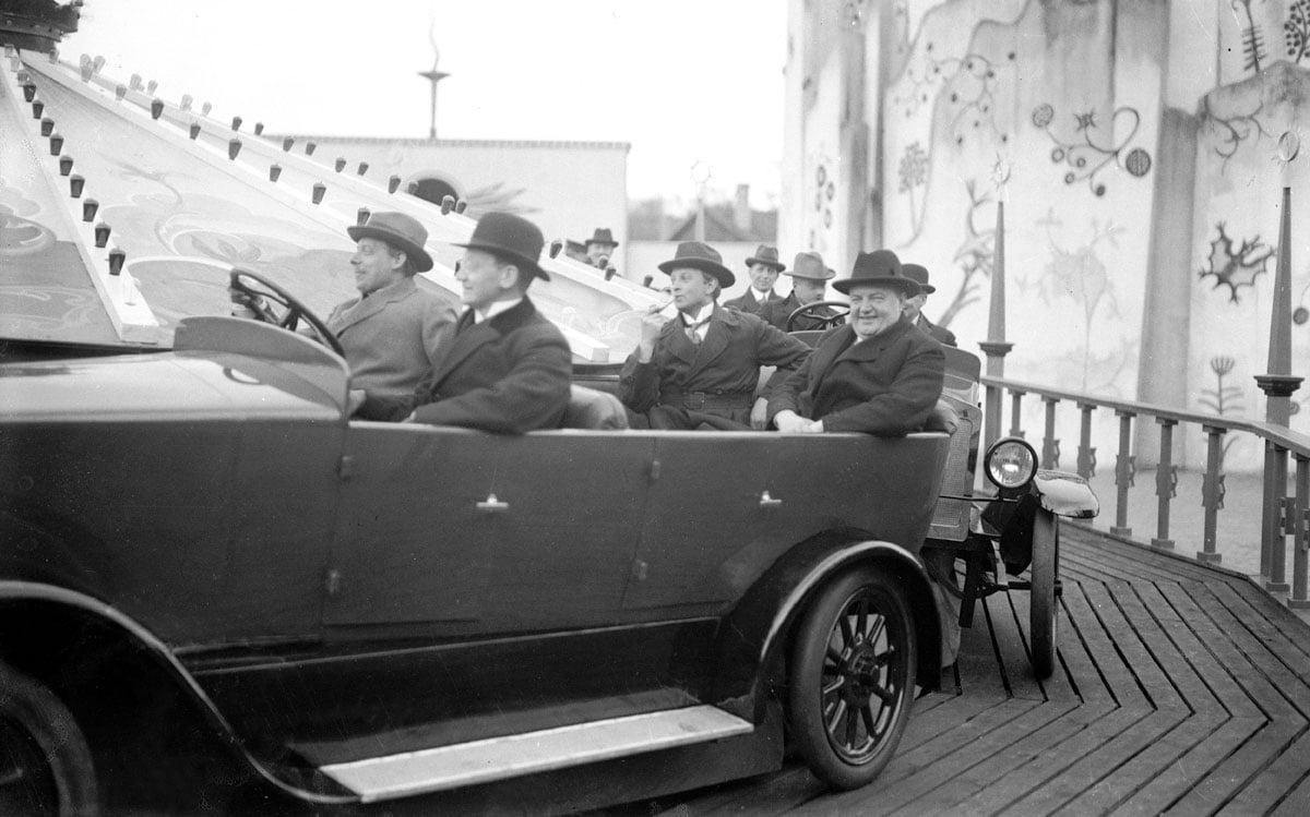 Autokarusellen 1927
